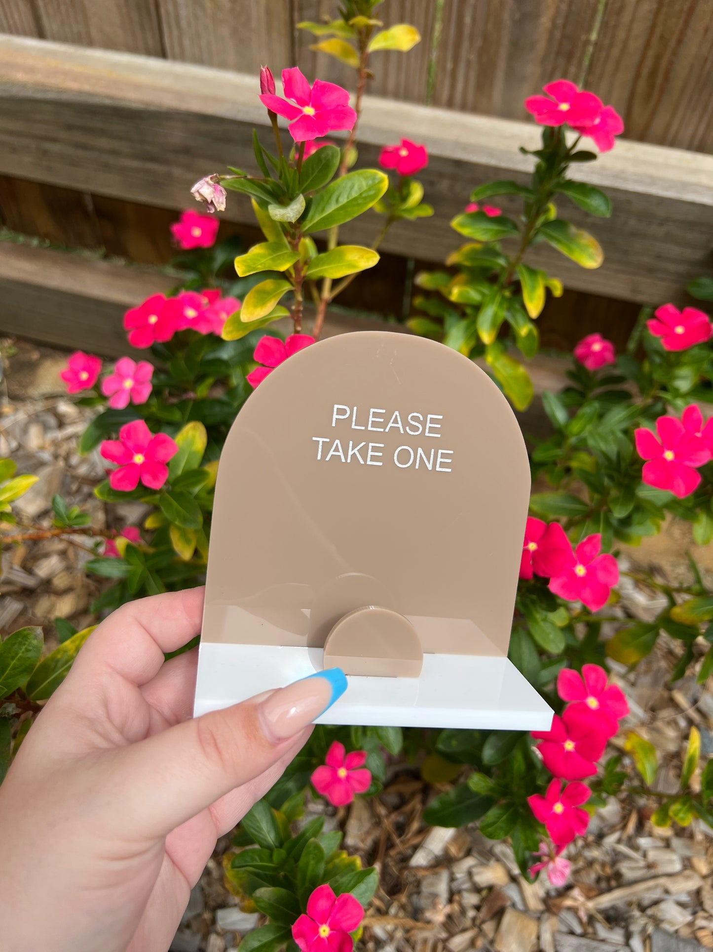 Nude Acrylic | White Acrylic Stand