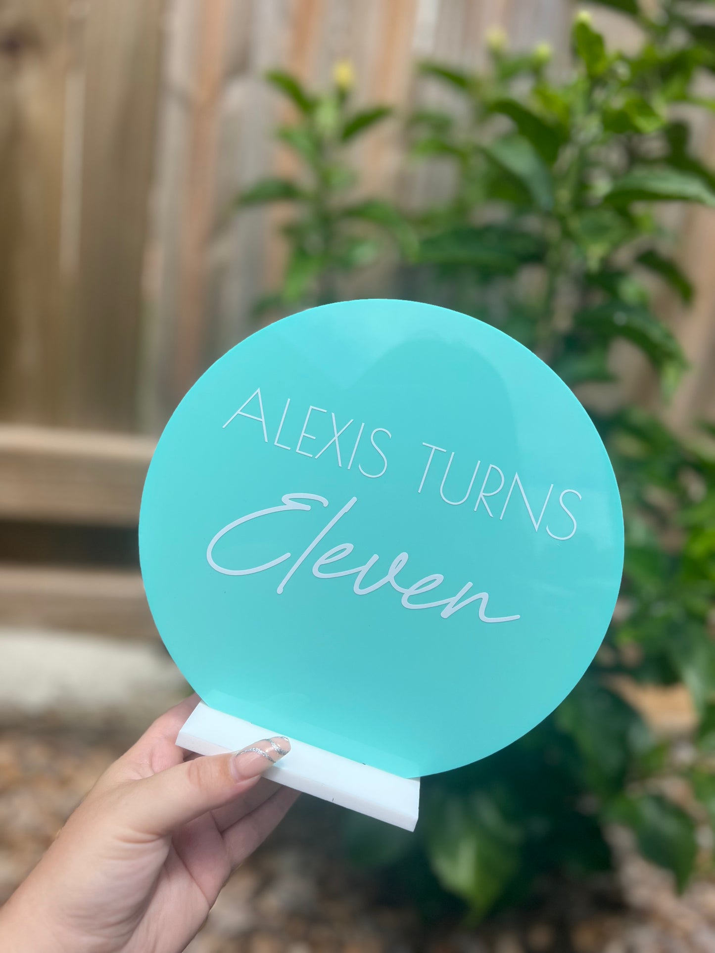20cm Circle | Mint Acrylic | White Vinyl Wording | White Acrylic Stand