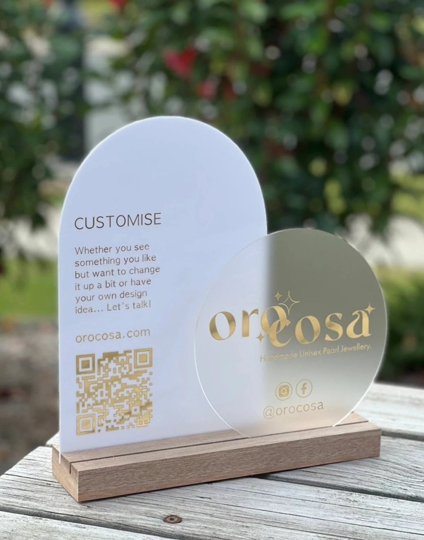 White Acrylic A4 Arch | 20cm Frosted Acrylic Circle | Timber Stand | Gold Vinyl Wording